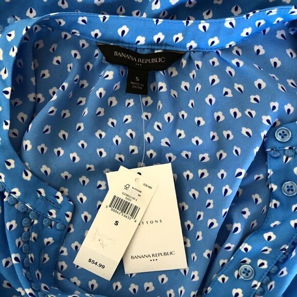 Banana Republic Blue Patterned Button Down Tank - Picture 6 of 9